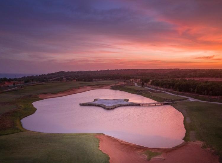 TGC mang đến cho khách hàng gói dịch vụ xây dựng sân Golf, sân tập Golf tốt nhất thị trường hiện nay